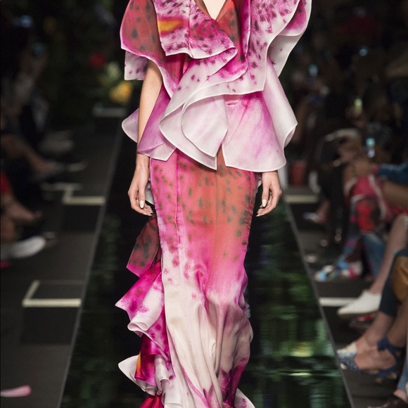 Meet your Posher, Ebony - Picture 3 of 8